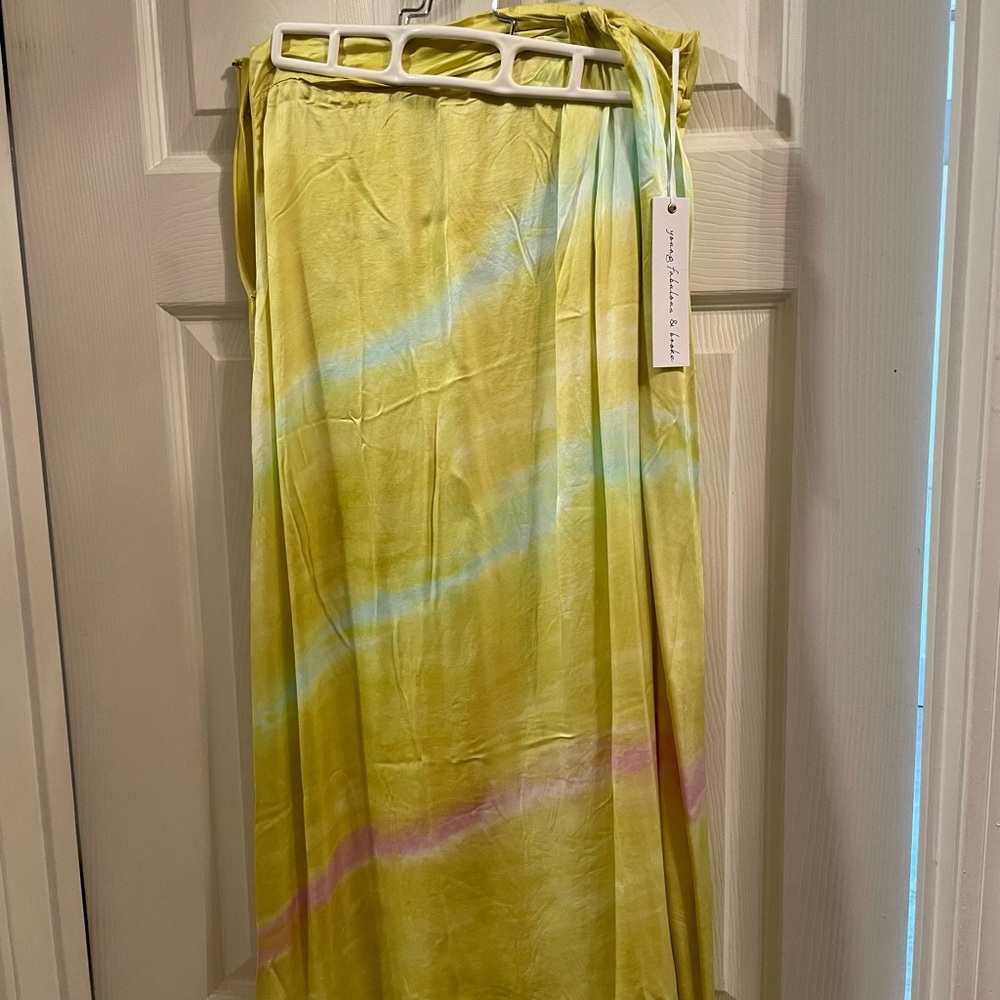 YFB Savanna Satin Slip Skirt In Zest Ripple Size Small NWT